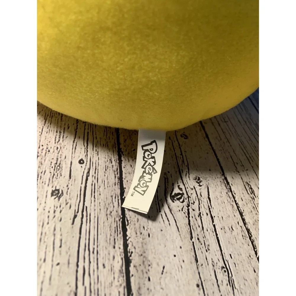 Pokemon Pikachu Jumbo Soft 16